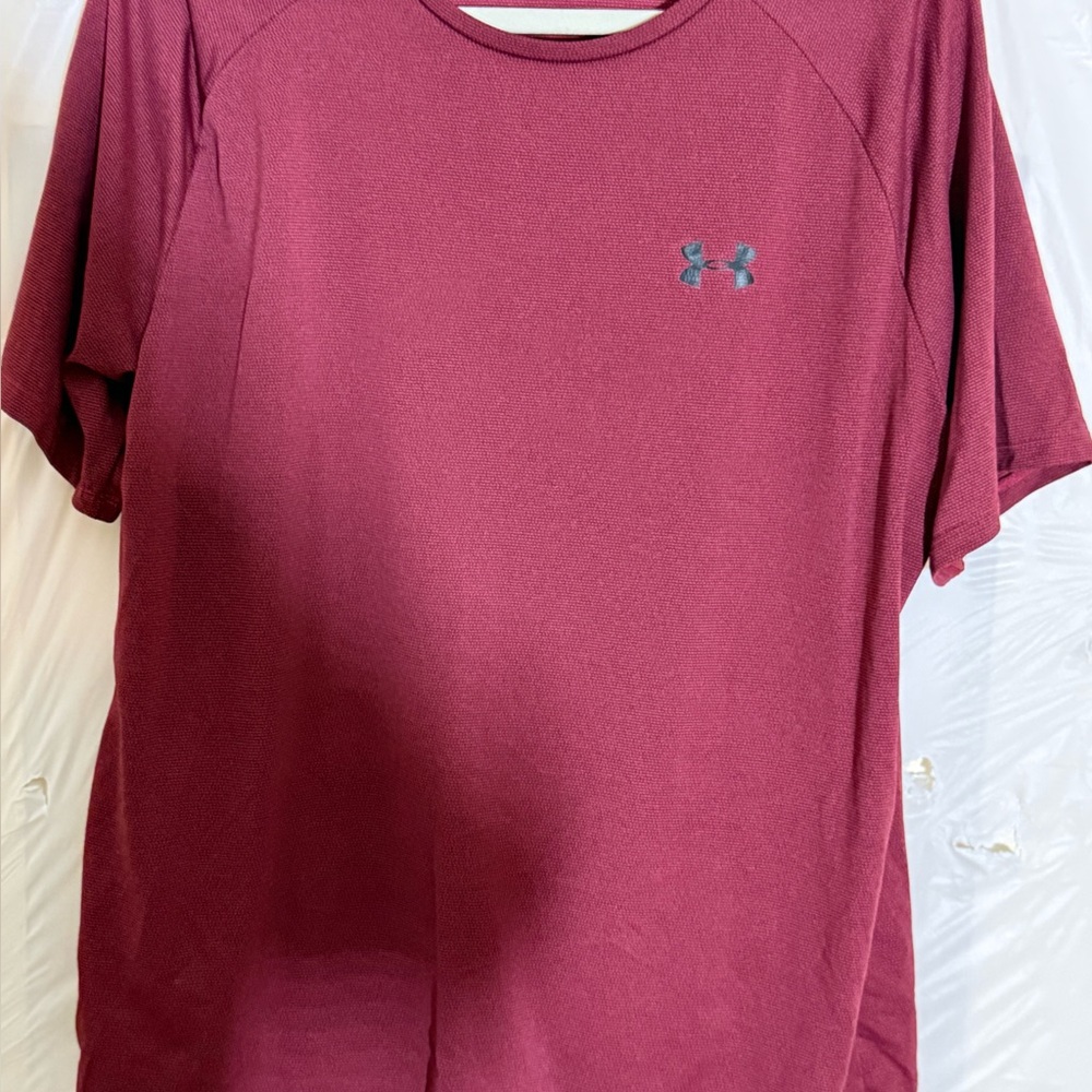 Under Armour Raspberry Crew Neck Top - Picture 3 of 4